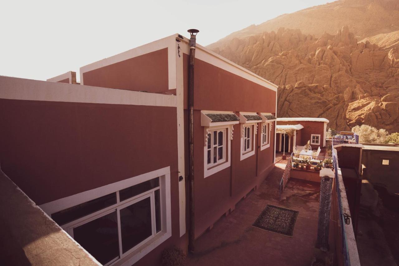 Monkey Fingers House By Fatima Mellal Hotel Tinghir Bagian luar foto