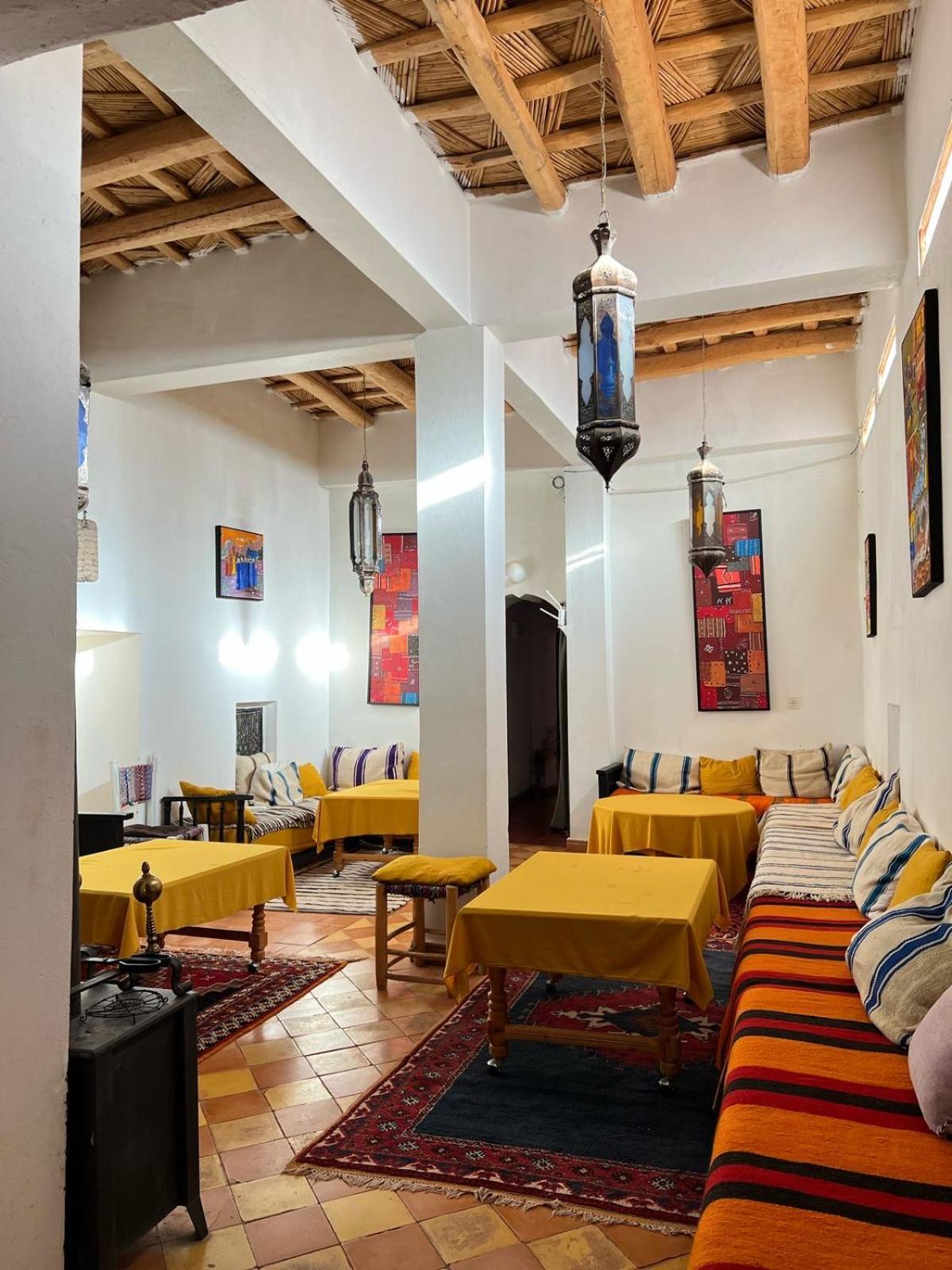 Monkey Fingers House By Fatima Mellal Hotel Tinghir Bagian luar foto
