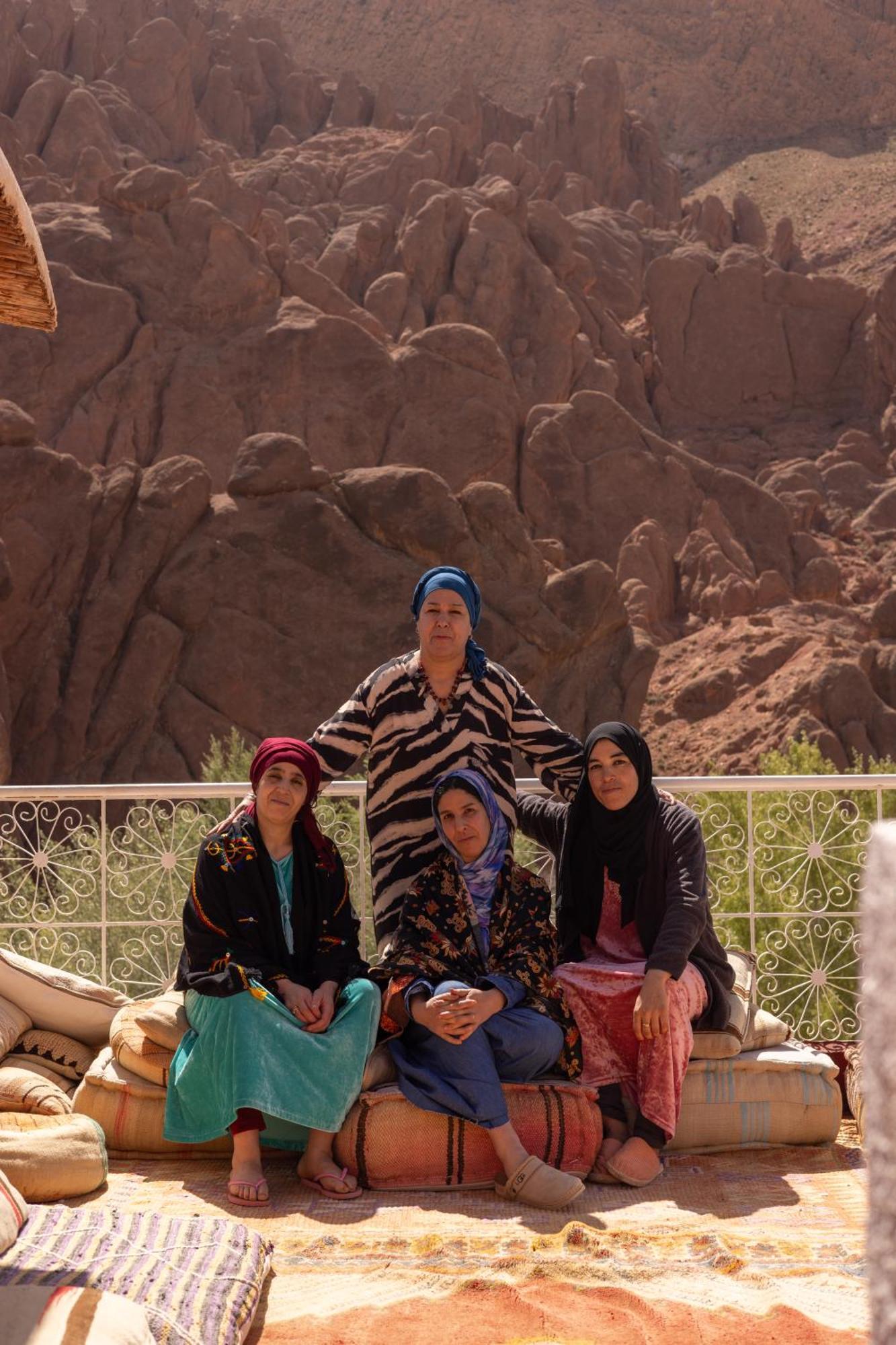 Monkey Fingers House By Fatima Mellal Hotel Tinghir Bagian luar foto