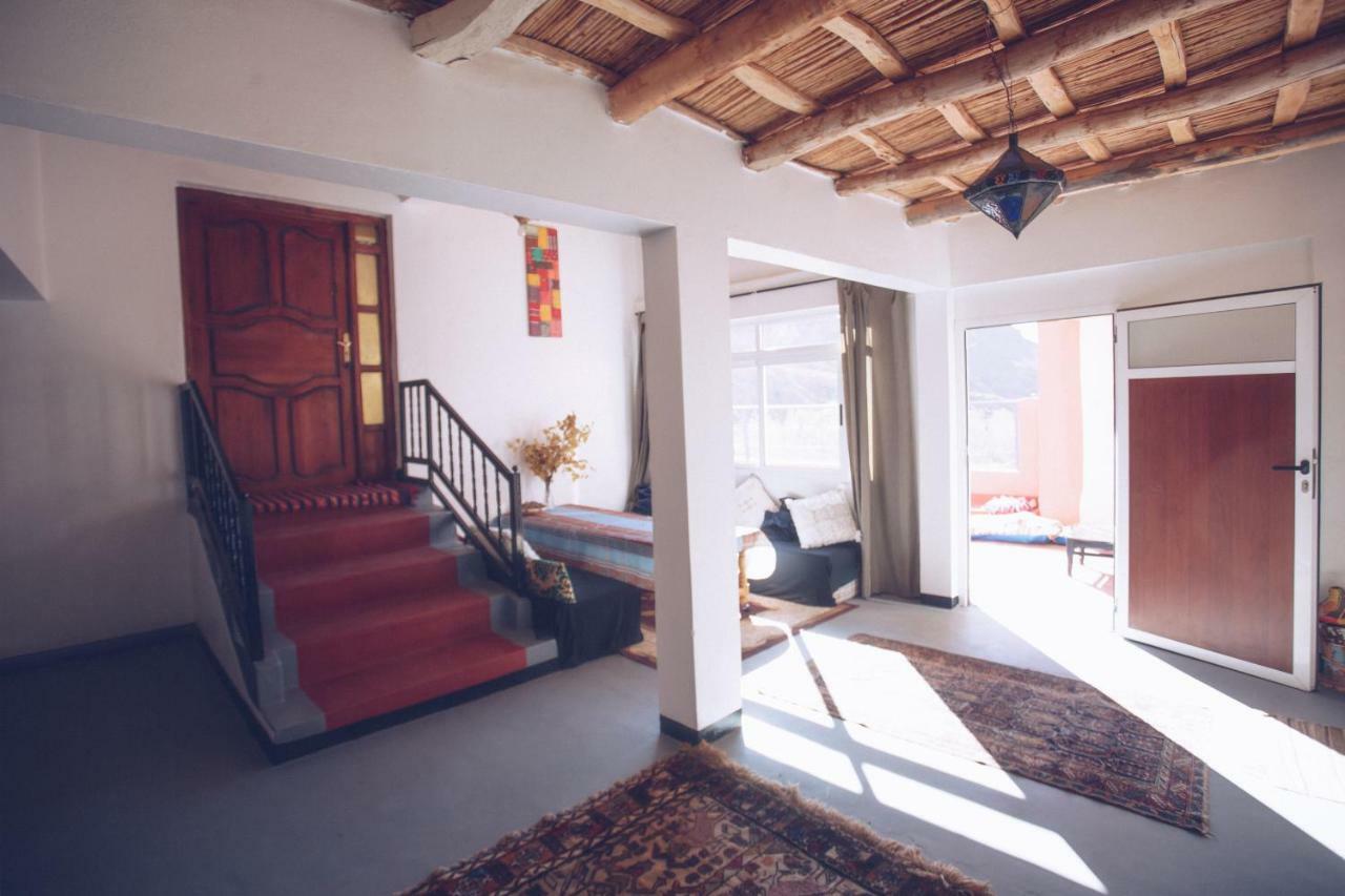 Monkey Fingers House By Fatima Mellal Hotel Tinghir Bagian luar foto