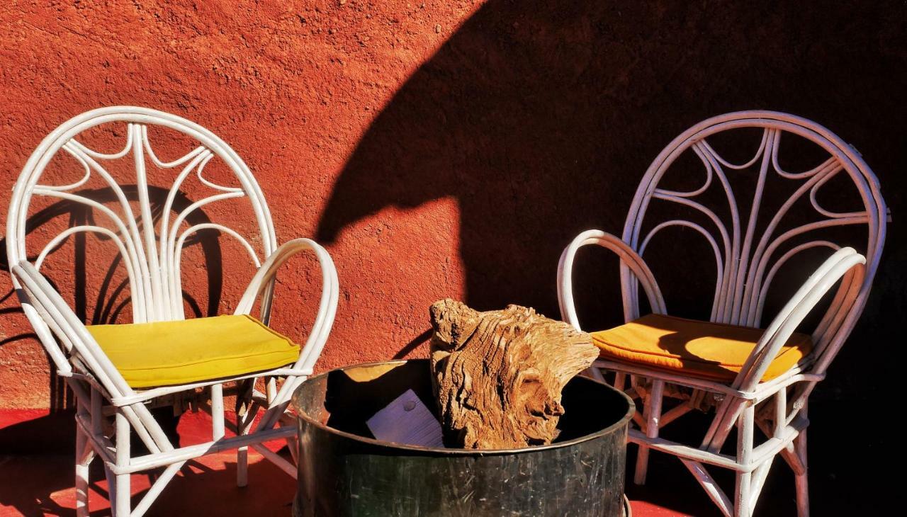 Monkey Fingers House By Fatima Mellal Hotel Tinghir Bagian luar foto