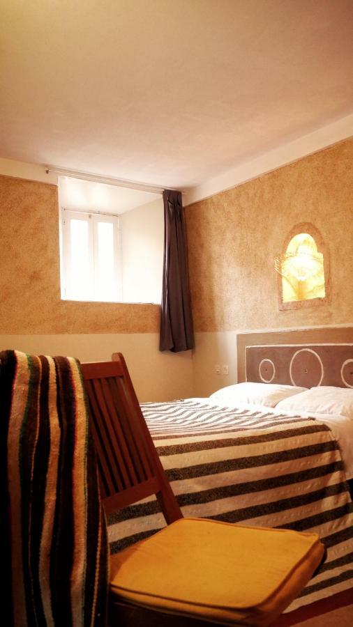 Monkey Fingers House By Fatima Mellal Hotel Tinghir Bagian luar foto